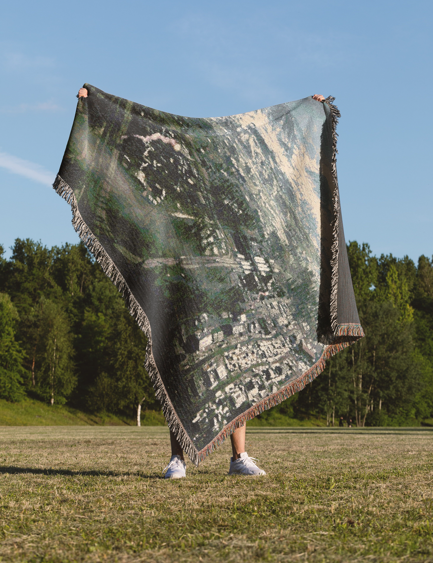 Verdansk Woven Blanket